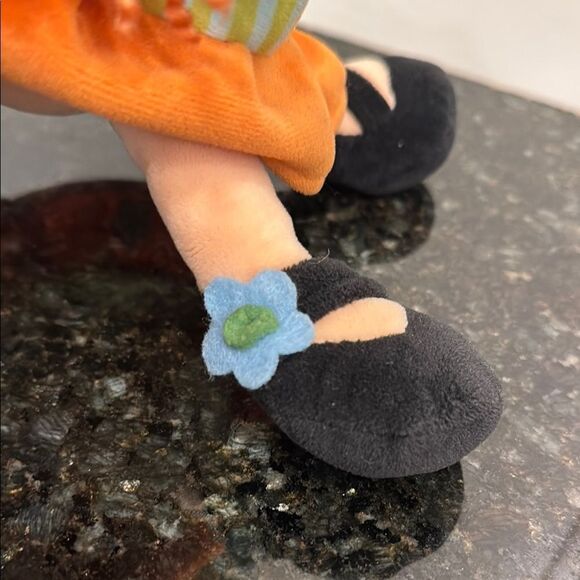 Anne of Green Gables Plush Doll Kindred Spirit Collection. Size 12” - Picture 8 of 8